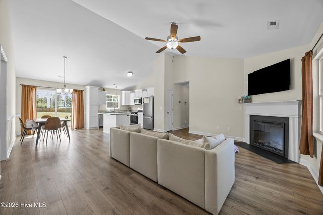 501 Orchard Creek Drive, Beulaville, NC 28518