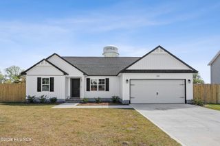 501 Orchard Creek Drive, Beulaville, NC 28518