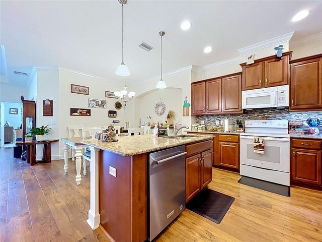 614 CHIPPER DRIVE, Sun City Center, FL 33573