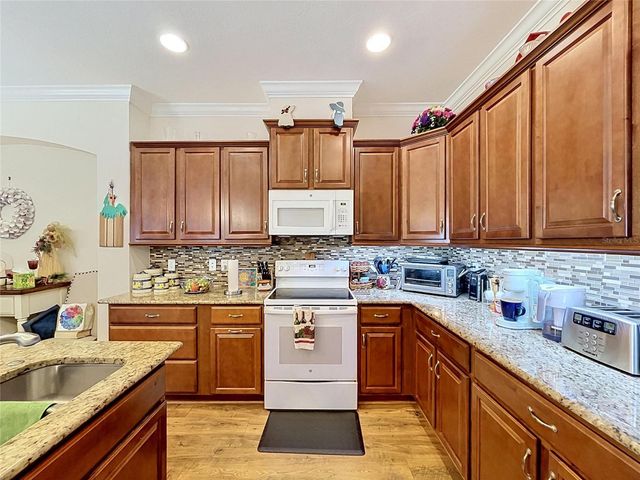 614 CHIPPER DRIVE, Sun City Center, FL 33573
