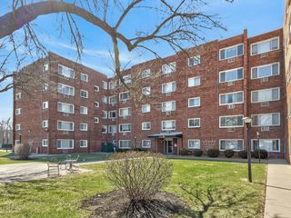 222 Madison Street 501, Joliet, IL 60435