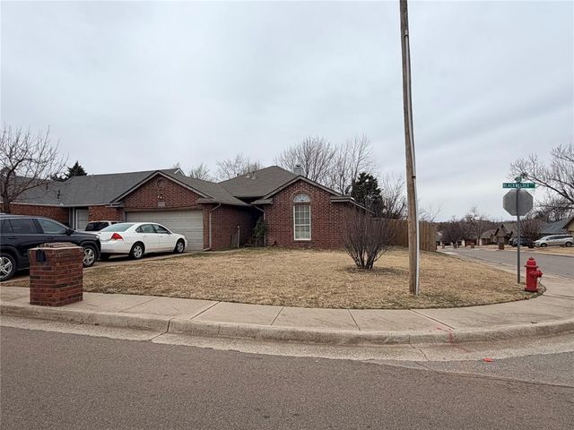 1005 N Blackwelder Avenue, Edmond, OK 73034