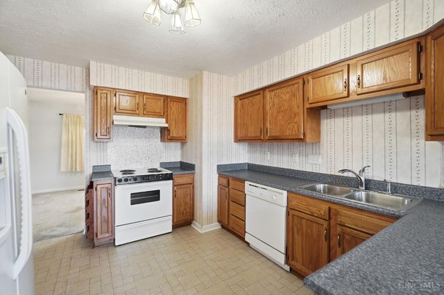 9865 Seward Road, Fairfield, OH 45014