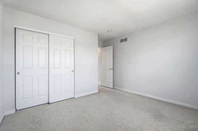 9865 Seward Road, Fairfield, OH 45014