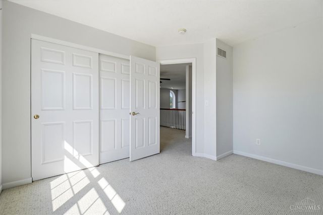 9865 Seward Road, Fairfield, OH 45014