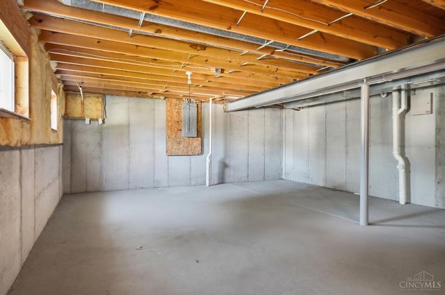 9865 Seward Road, Fairfield, OH 45014