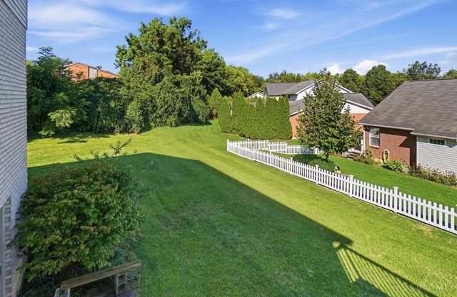 9865 Seward Road, Fairfield, OH 45014