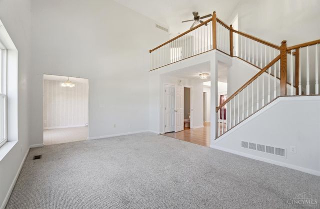 9865 Seward Road, Fairfield, OH 45014