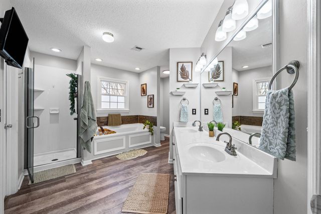 206 Longwood Ln, Clarksville, TN 37043