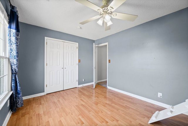 206 Longwood Ln, Clarksville, TN 37043