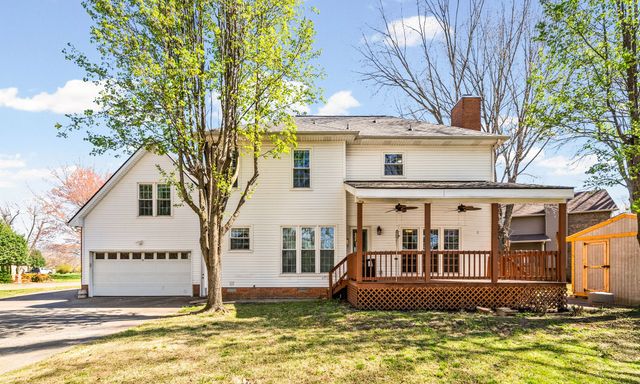 206 Longwood Ln, Clarksville, TN 37043