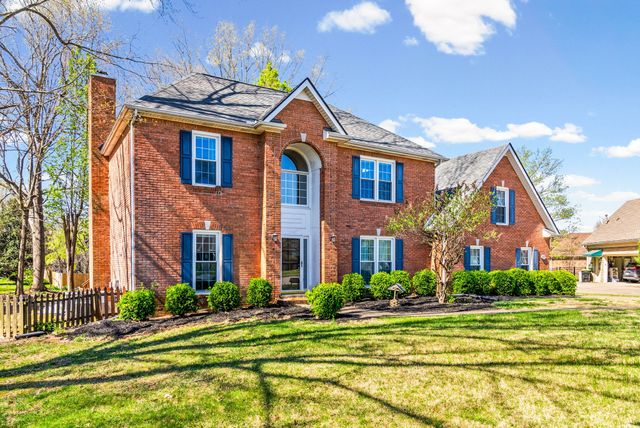 206 Longwood Ln, Clarksville, TN 37043