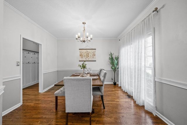 206 Longwood Ln, Clarksville, TN 37043