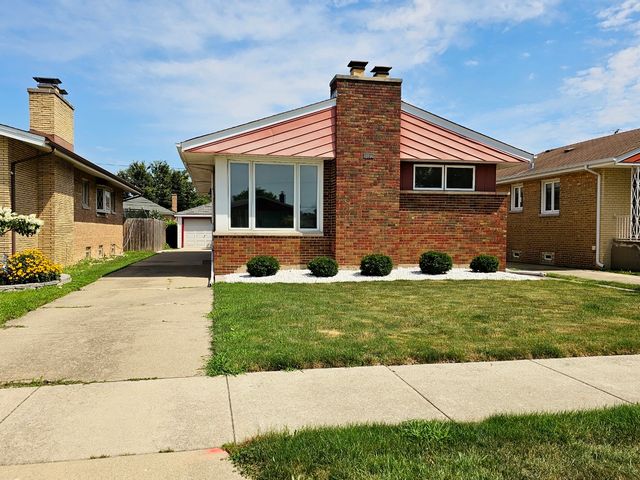 3132 W 101st Place, Evergreen Park, IL 60805