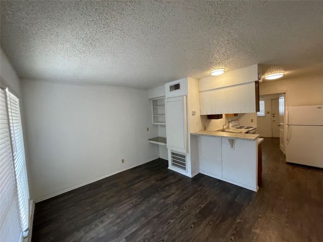 2801 Hemphill PARK A102, Austin, TX 78705