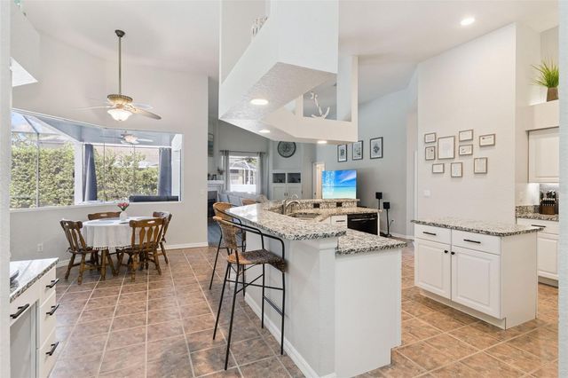 5699 POND PINE POINT, Oviedo, FL 32765