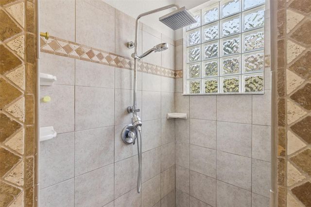 5699 POND PINE POINT, Oviedo, FL 32765