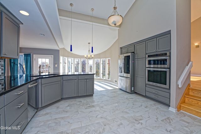 1243 Waters Road, Glenville, NY 12302