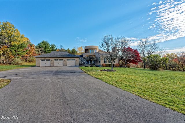 1243 Waters Road, Glenville, NY 12302