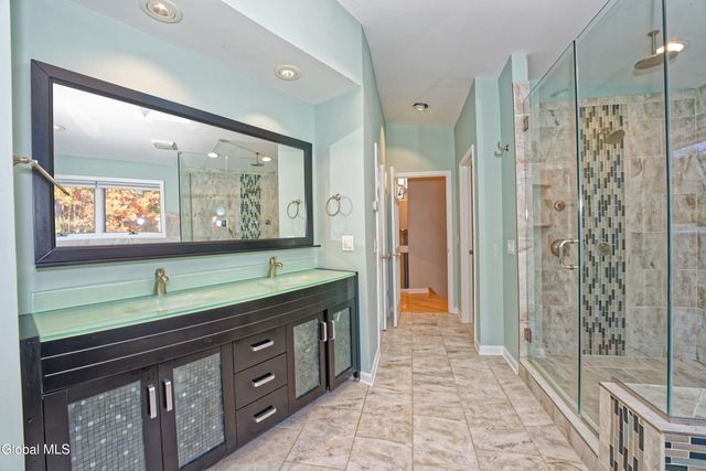 1243 Waters Road, Glenville, NY 12302