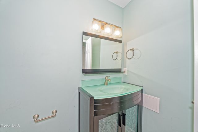 1243 Waters Road, Glenville, NY 12302