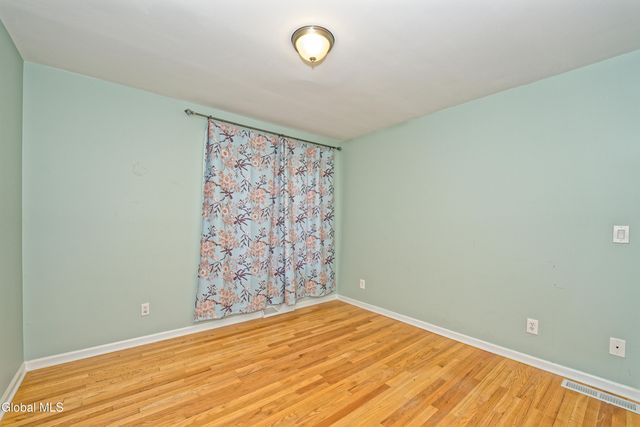 1243 Waters Road, Glenville, NY 12302