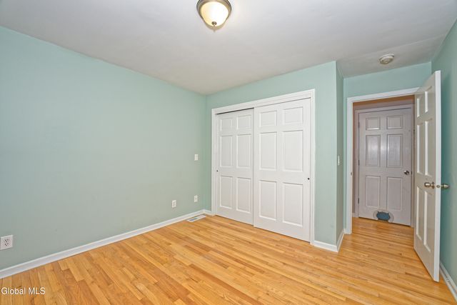 1243 Waters Road, Glenville, NY 12302