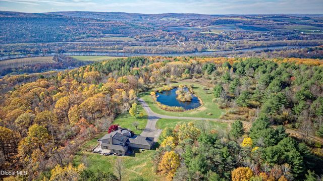 1243 Waters Road, Glenville, NY 12302