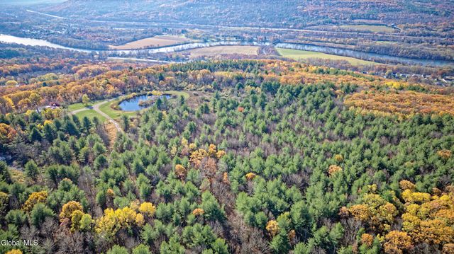 1243 Waters Road, Glenville, NY 12302