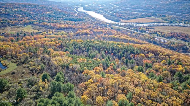 1243 Waters Road, Glenville, NY 12302