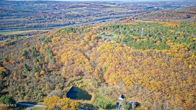 1243 Waters Road, Glenville, NY 12302