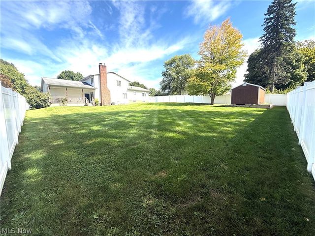 72 Heritage Drive, Tallmadge, OH 44278