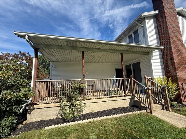 72 Heritage Drive, Tallmadge, OH 44278