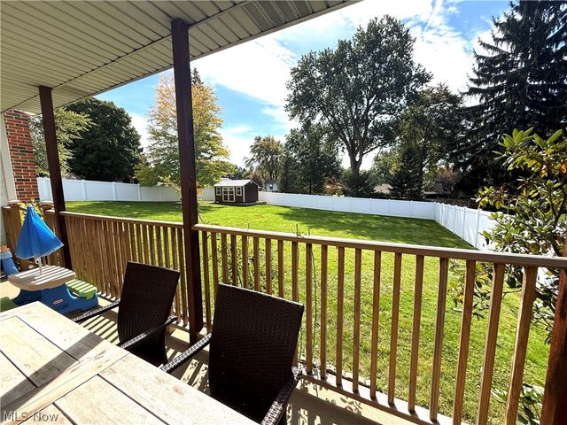 72 Heritage Drive, Tallmadge, OH 44278
