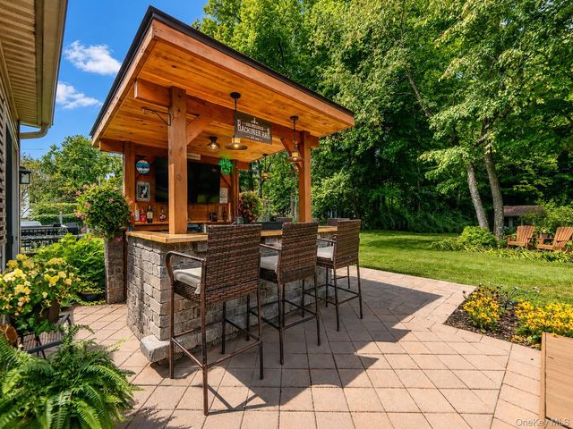 85 Merilina Avenue, Kingston, NY 12401
