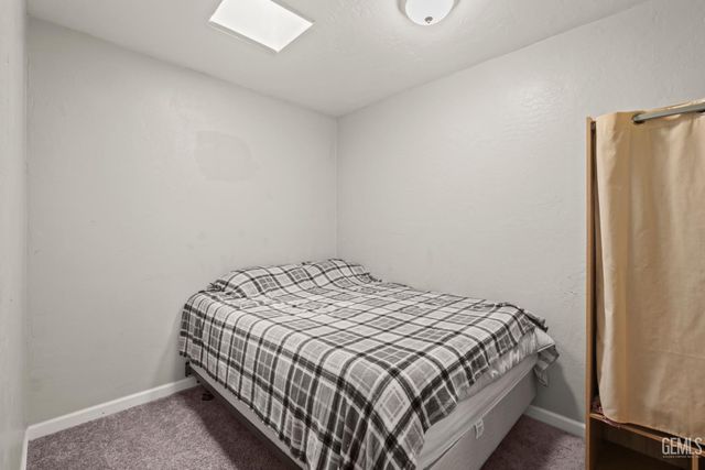 300 Beardsley Avenue, Bakersfield, CA 93308