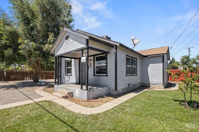 300 Beardsley Avenue, Bakersfield, CA 93308