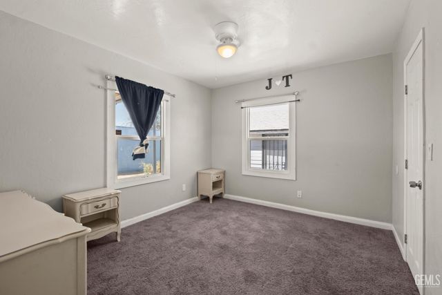 300 Beardsley Avenue, Bakersfield, CA 93308
