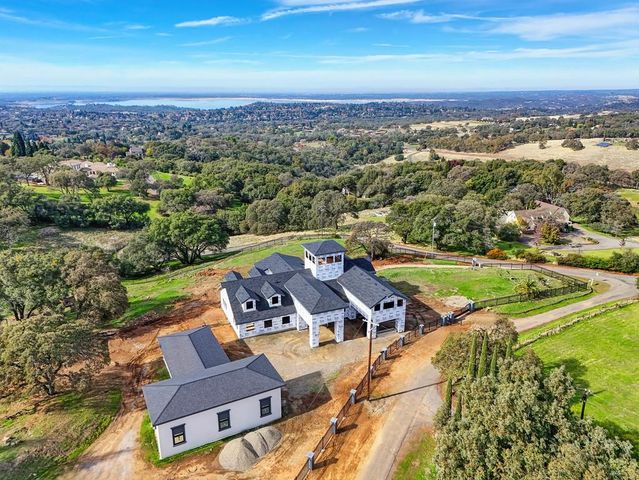 2040 W Green Springs Rd, El Dorado Hills, CA 95762