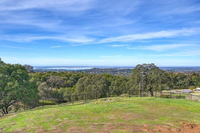 2040 W Green Springs Rd, El Dorado Hills, CA 95762