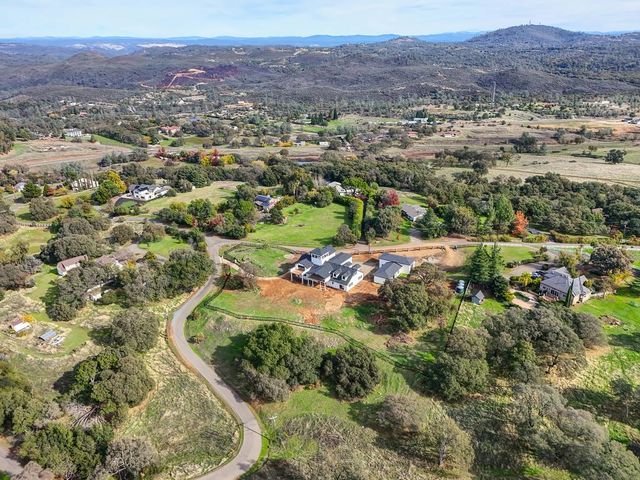 2040 W Green Springs Rd, El Dorado Hills, CA 95762