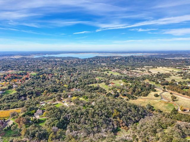 2040 W Green Springs Rd, El Dorado Hills, CA 95762