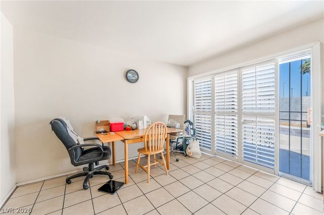 1928 Harvest Drive, Las Vegas, NV 89108