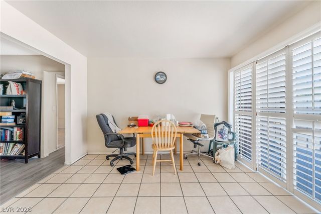 1928 Harvest Drive, Las Vegas, NV 89108