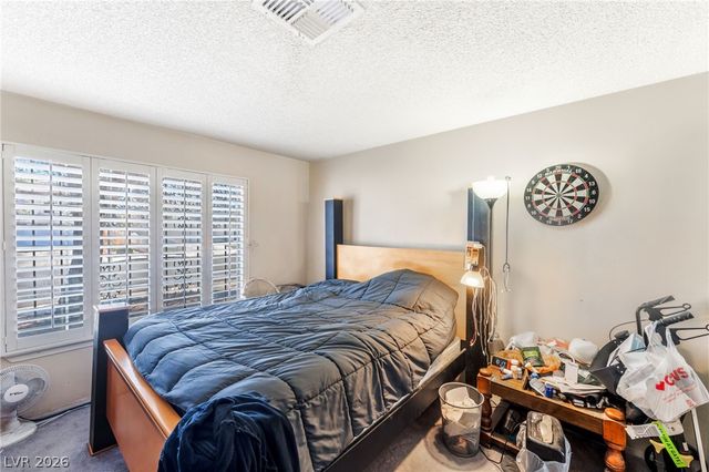 1928 Harvest Drive, Las Vegas, NV 89108
