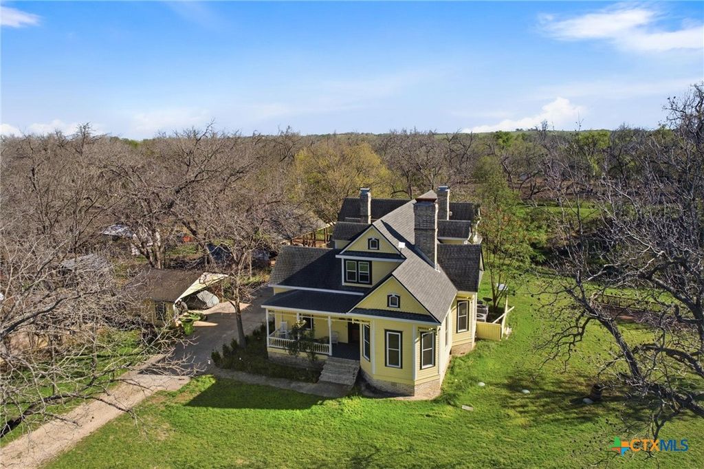 Image 1 of property listing at 11900 Fm 1660, Hutto, TX 78634