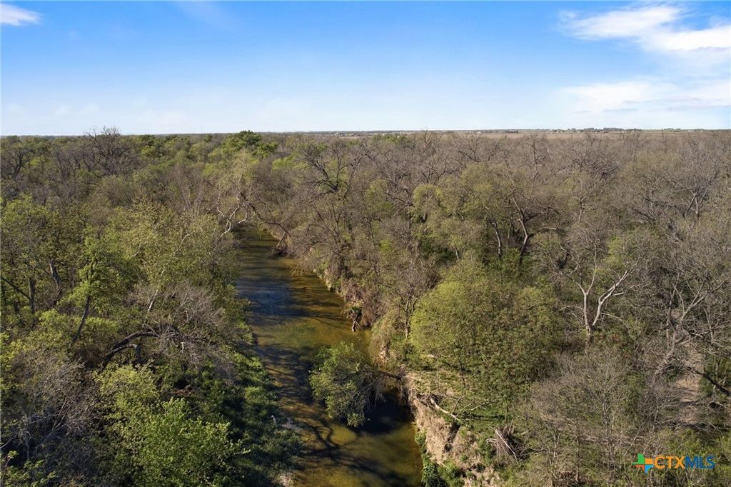 Image 37 of property listing at 11900 Fm 1660, Hutto, TX 78634