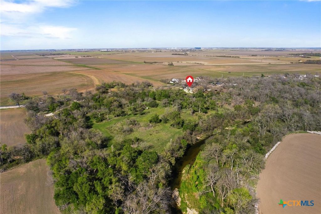 Image 39 of property listing at 11900 Fm 1660, Hutto, TX 78634