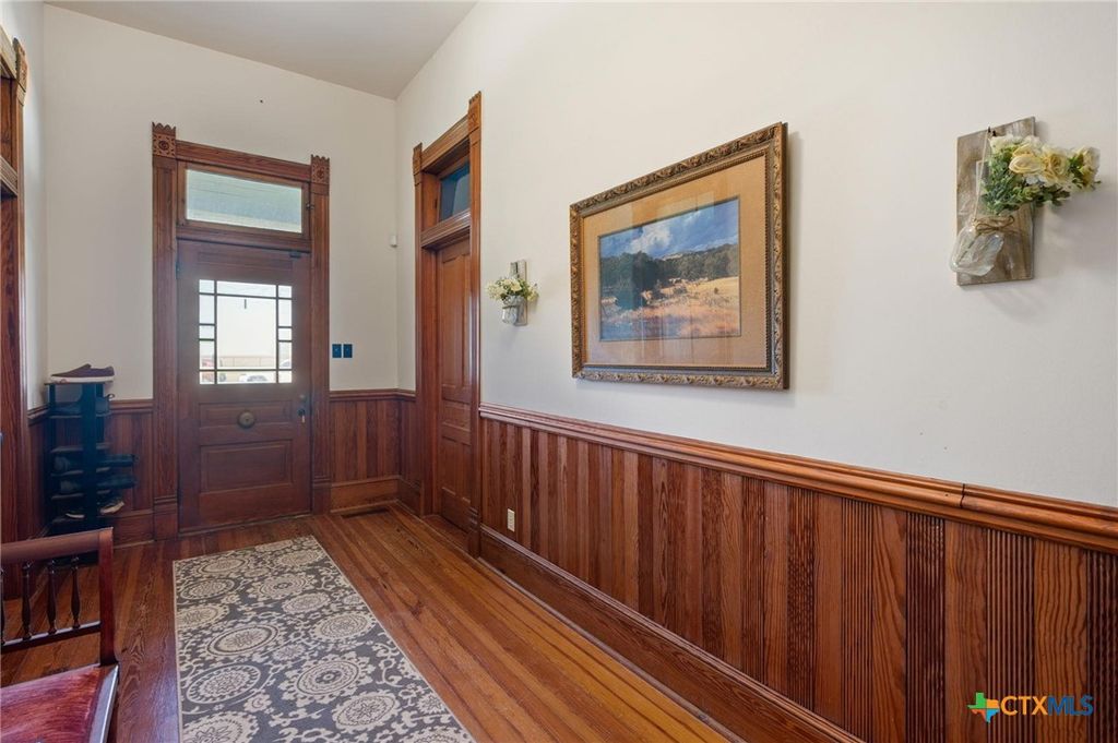 Image 6 of property listing at 11900 Fm 1660, Hutto, TX 78634