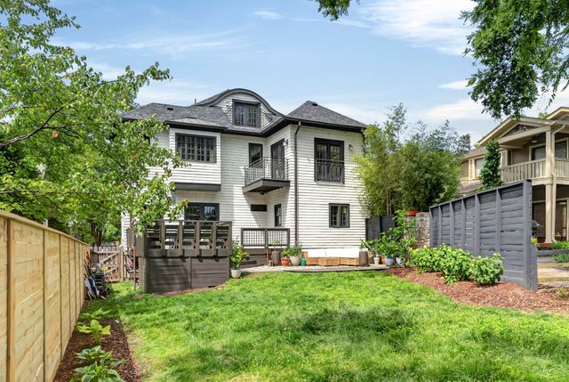 1915 Beechwood Ave, Nashville, TN 37212